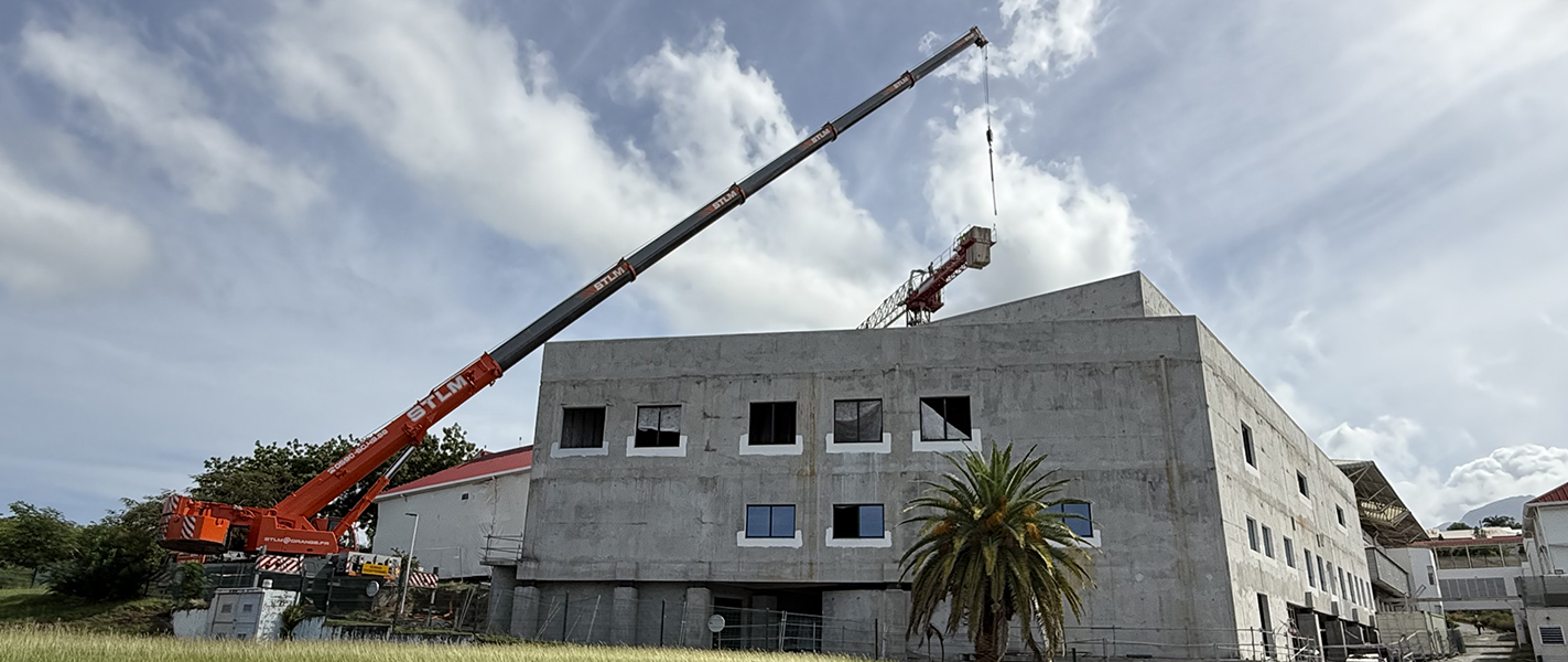 Retour en images : démontage de la grue de chantier